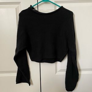Bell Sleeved Cropped Sweater